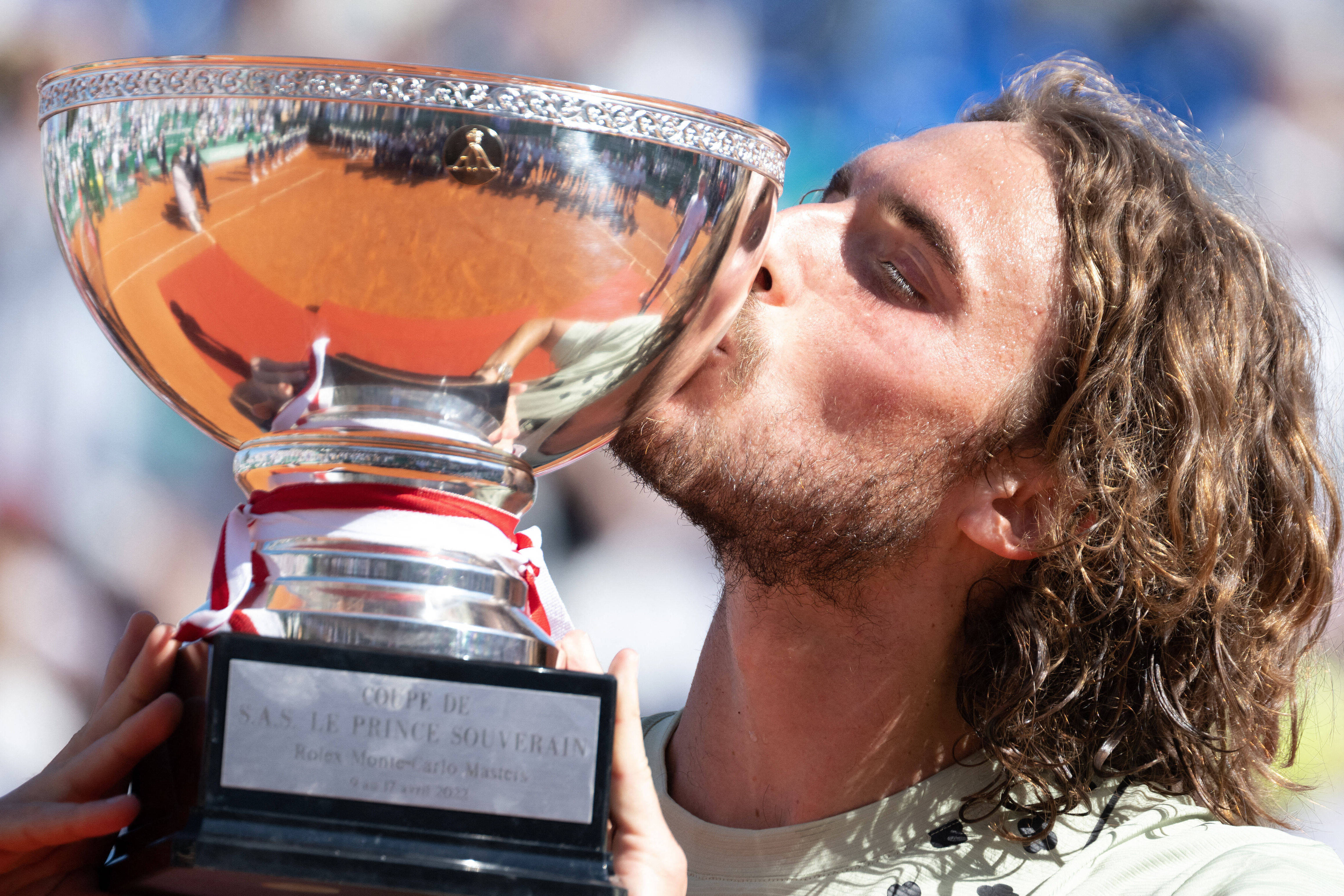 爱游戏官网-美网鏖战戴维斯杯，西西帕斯刷新纪录